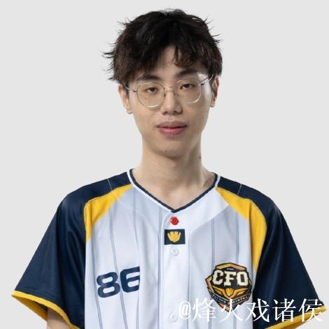CFO宣布人员调整:打野选手Shad0w加入团队,立即生效 CFO宣布人员调整:打野选手Shad0w加入团队,立即生效