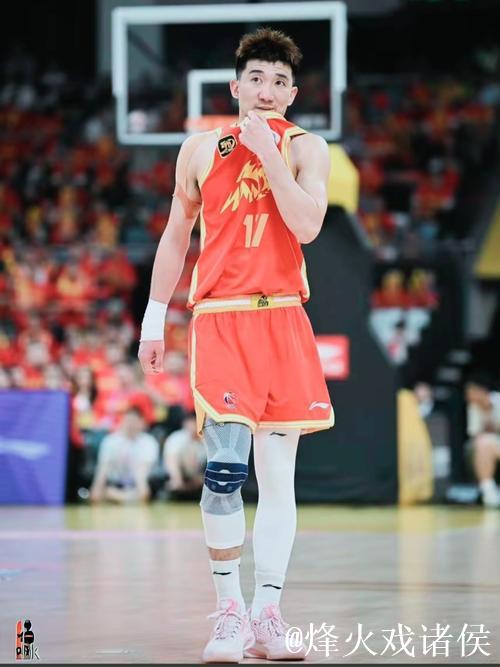 CBA俱乐部杯:孙铭徽贡献13+10 浙江方兴渡击败青岛 CBA俱乐部杯:孙铭徽贡献13+10 浙江方兴渡击败青岛