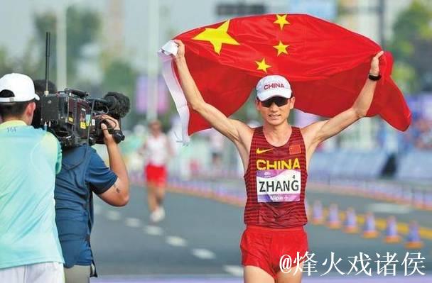 十五运会田径首金出炉 张俊男子20公里竞走蝉联冠军 十五运会田径首金出炉 张俊男子20公里竞走蝉联冠军