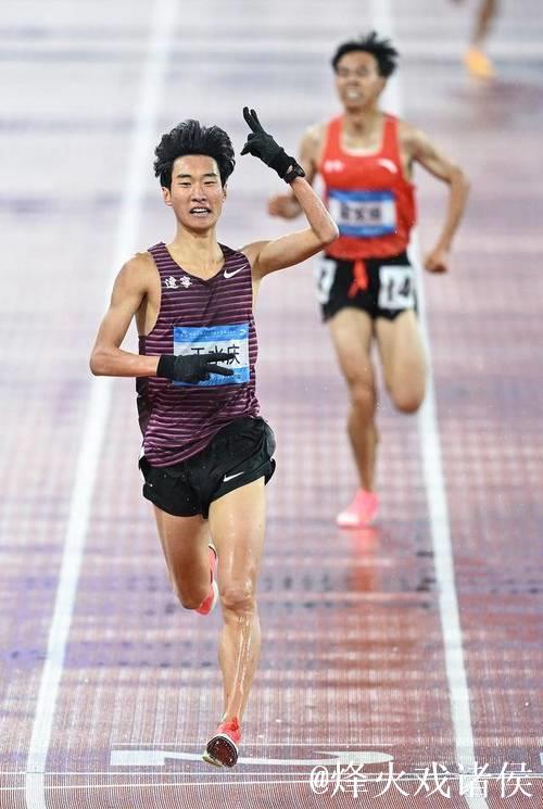 全运会男子5000米决赛:辽宁于水庆夺冠 全运会男子5000米决赛:辽宁于水庆夺冠