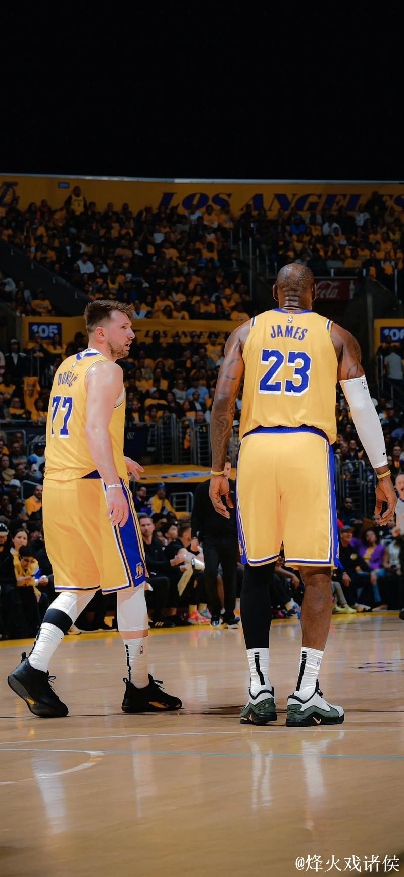 詹姆斯31+9+10东契奇27+12 湖人狂胜老鹰终结三连败 詹姆斯31+9+10东契奇27+12 湖人狂胜老鹰终结三连败