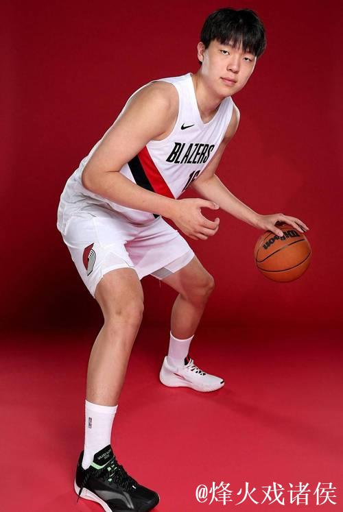 中国篮协:批准杨瀚森缺席2026年男篮亚洲杯 中国篮协:批准杨瀚森缺席2026年男篮亚洲杯